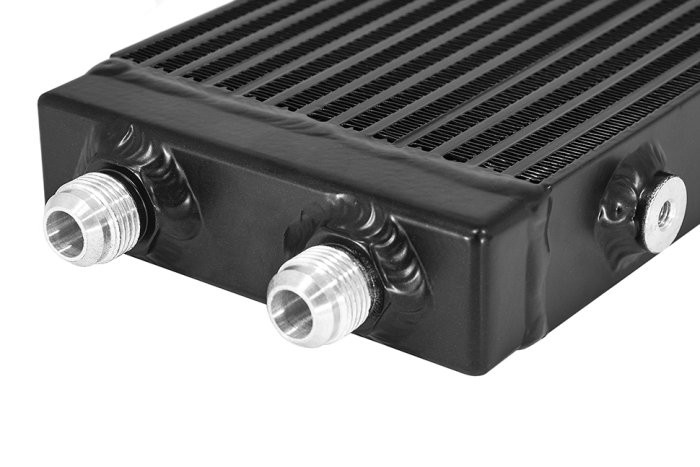 Радиатор масляный 14 рядов; 520 mm; Slimline 10-AN выходы С ОДНОЙ СТОРОНЫ; BLACKROCK LAB, URS-552