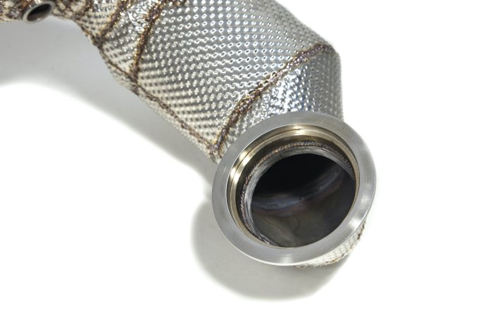 Приемная труба (даунпайп) VW-DP-0223 BlackRock Lab VAG 1.8, 2.0 TSI MQB передний привод, термоэкран