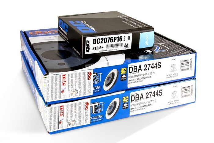 КОМПЛЕКТ ПЕРЕДНИЙ:Торм. диски DBA2744S T2+колодки DCbrakes STR.S Toyota Camry V70 2017->
