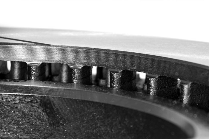 КОМПЛЕКТ ПЕРЕДНИЙ Тормозные диски DC Brakes+колодки HD+ Toyota LC200, Lexus LX450D, LX570 2015+ продвинутая вентиляция