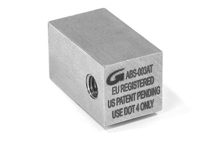Тройник ABS Goodridge 1 х adapter crimp,- M10*1mm (обратный конус)  крепеж отв. 6mm, D-03 ABS-003AT