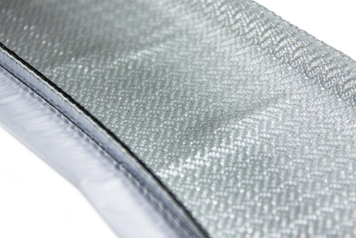 Термоизоляция шлангов и проводов 25mm, 1m, Al+Fiberglass, самоклеющаяся Thermal Division TDWH251SW