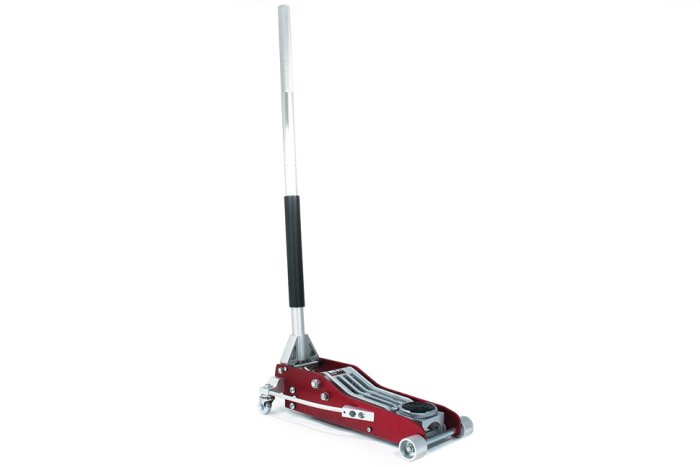 Домкрат алюминиевый max 1,5 т. Подхват 85mm; Подъём max 365mm. Вес 12,8kg. Racing Jack 63098