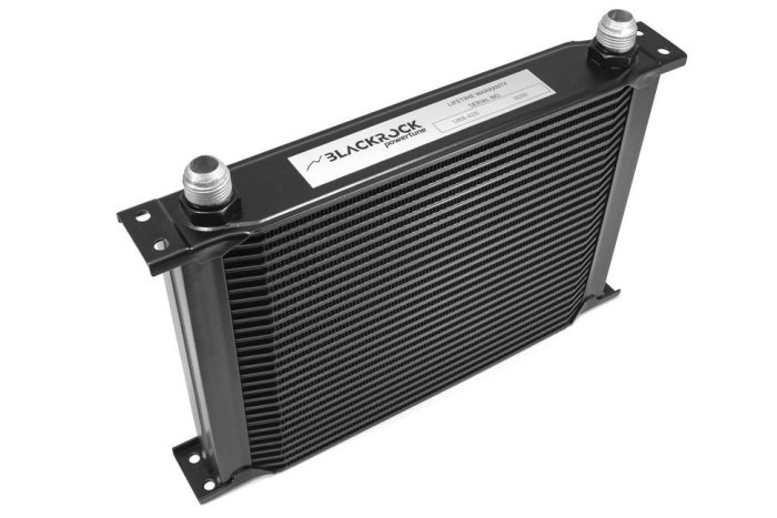 Радиатор масляный 28 рядов; 330 mm ширина; STD (10-AN выход) BLACKROCK LAB, URB-428