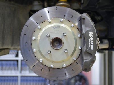 Тормозная система передняя 330x28mm, AP Racing 4 поршня, Mazda MX-5 ND; FIAT 124 Spider