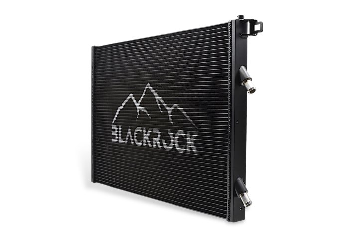 Радиатор охлаждения интеркуллера BlackRock Lab AU-WRK-0419 AUDI RS4 B9, RS5 F5