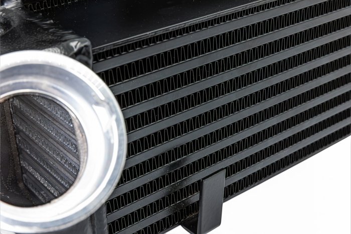 Интеркулер BlackRock Lab BMW-INT-0165 BMW 320d E90, E92 / 120d, 123d E82, DIESEL N47