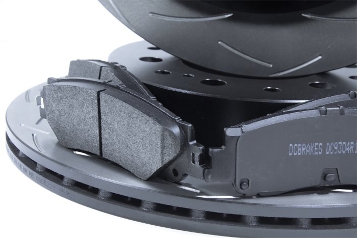 КОМПЛЕКТ ЗАДНИЙ:Торм. диски DBA43769S T3+колодки DCbrakes sHD Toyota LC300,Lexus LX600,500D 2021->