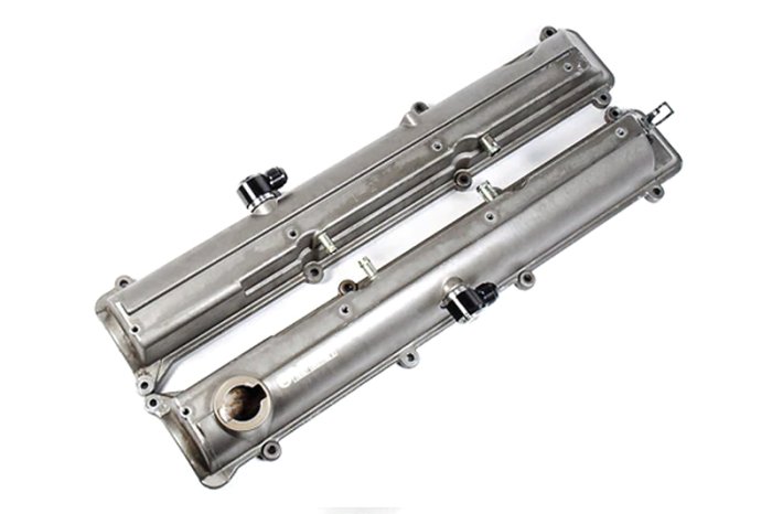 Фитинг AN10 вентиляции картера в клаппаную крышку ВПУСК; 1JZ/2JZ Radium Engineering 20-0408