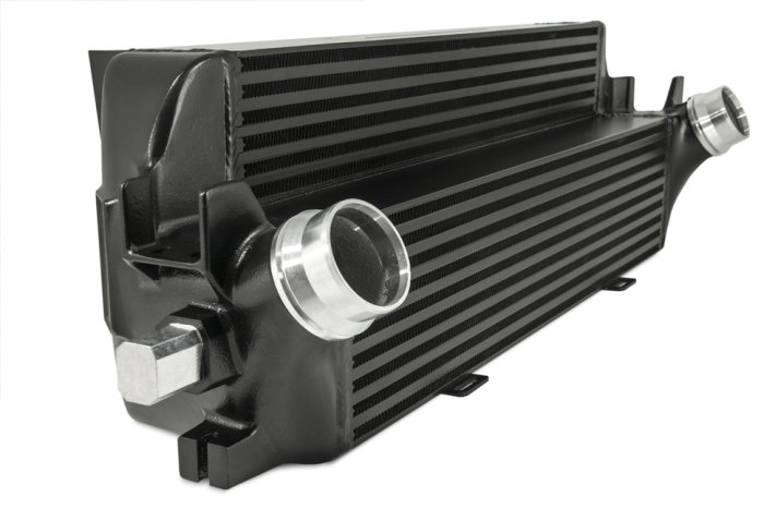 Интеркулер BlackRock Lab BMW-INT-0305 BMW Diesel 5 G30; 6 G32 GT; 7 G11, G12 Diesel Ядро Bar Plate
