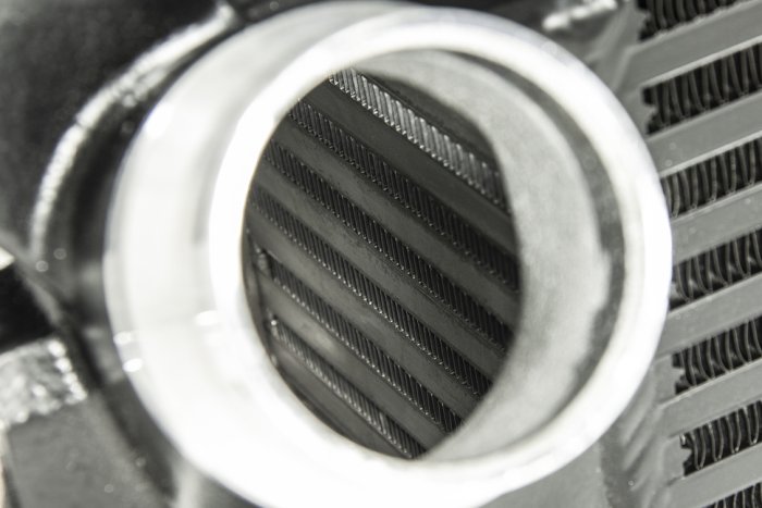 Интеркулер BlackRock Lab BMW-INT-0305 BMW Diesel 5 G30; 6 G32 GT; 7 G11, G12 Diesel Ядро Bar Plate