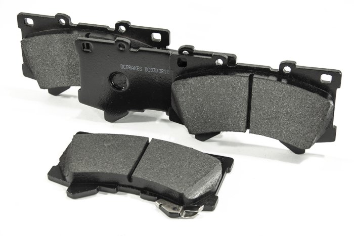 Колодки тормозные DC9303R18 DC Brakes Street HD+ передние Toyota LC300; Land Cruiser 300