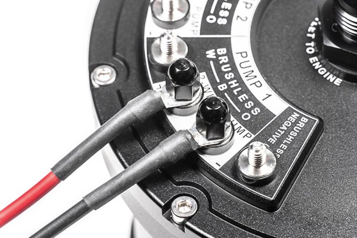 Топливный бак противоотливной под три насоса MPFST Radium Engineering 20-1442