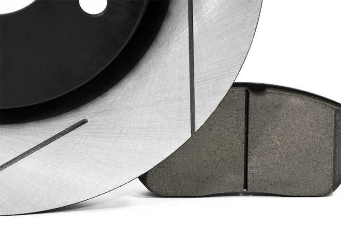 КОМПЛЕКТ ПЕРЕДНИЙ Тормозные диски DC Brakes+колодки HD+ Toyota LC300, Lexus LX500D, LX600 2021+