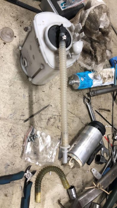 Бензонасос 270 л/ч, с установочным комплектом FPP S270VAG (замена DW65V) 1.8/2.0 TFSI VAG 