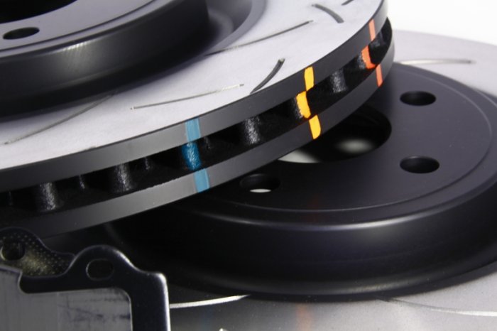 КОМПЛЕКТ ПЕРЕД.:Торм. диски DBA 42632S T3+колодки HAWK HPS 5.0 HB649B JEEP GRAND CHEROKEE SRT8 09->