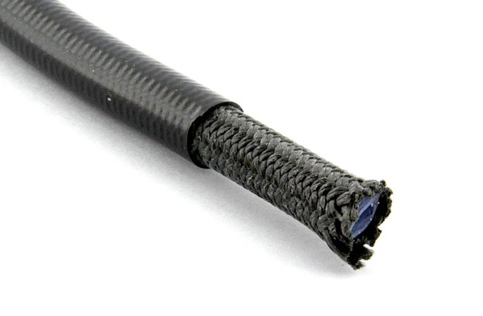 Армированный (кевлар) тормозной шланг Goodridge Черный D-03 700K-03BK