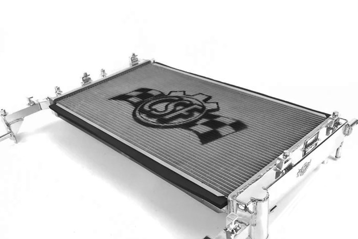 Радиатор охлаждения FORD Mustang 2.3L EcoBoost CSF 7072