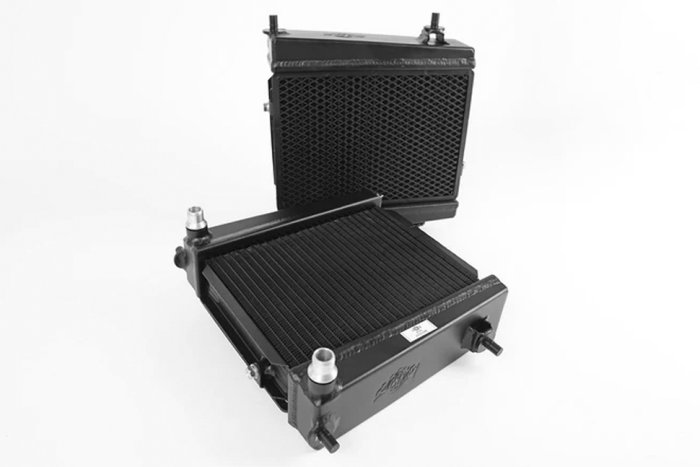 Радиатор охлаждения дополнительный  BMW B58 G2X M240; M340; M440; TOYOTA SUPRA A90; CSF 8179