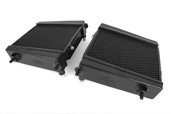 Радиатор охлаждения дополнительный  BMW B58 G2X M240; M340; M440; TOYOTA SUPRA A90; CSF 8179