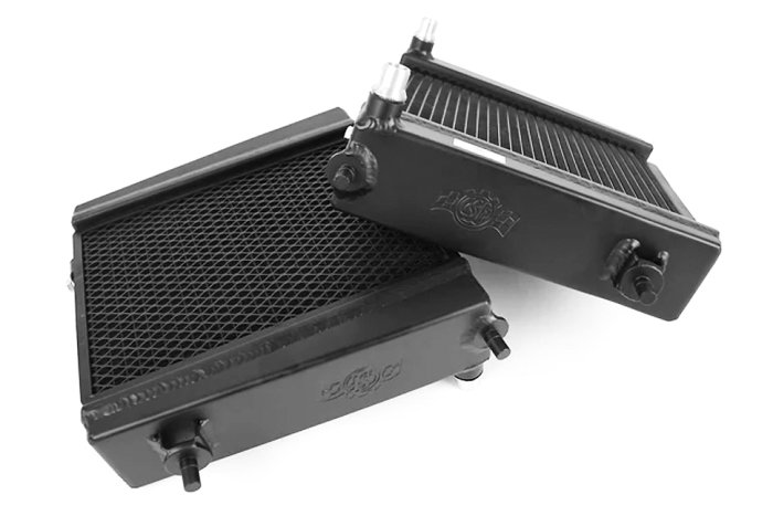 Радиатор охлаждения дополнительный  BMW B58 G2X M240; M340; M440; TOYOTA SUPRA A90; CSF 8179