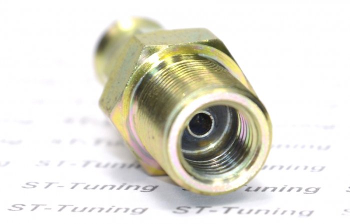 - 4 AN (4AN AN4) фитинг "папа" 7/16*20 Goodridge 704-04P