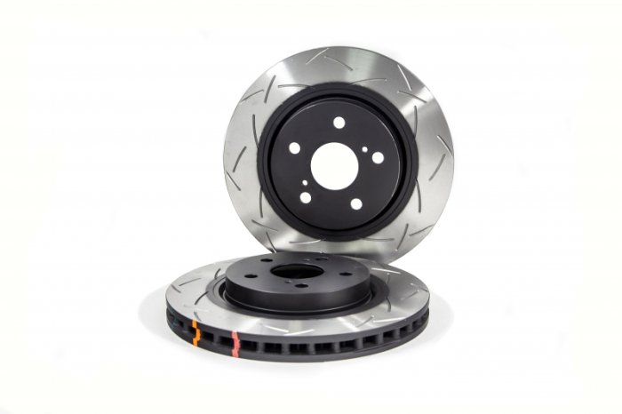 КОМПЛЕКТ ПЕРЕДНИЙ:Торм. диски DBA42744S T3+колодки DCbrakes STR.S Toyota Camry V70 2017->