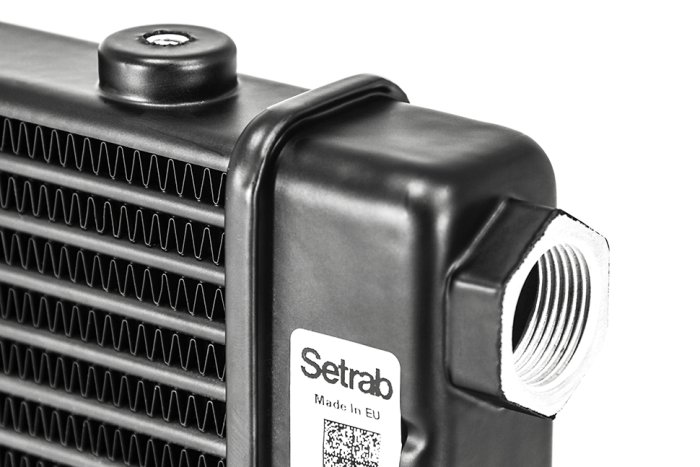 Радиатор масляный 211x136x40; ProLine Slimline SLM (M22x1,5 выход) Setrab, 53-10742, 141-14