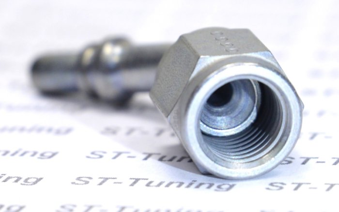 - 4 AN (4AN AN4) фитинг 45° D-04 под опрессовку 600 серия Goodridge S6046-04Z1MP сталь